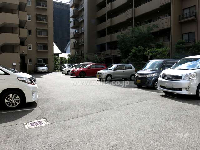 敷地内駐車場（屋外平面式）
