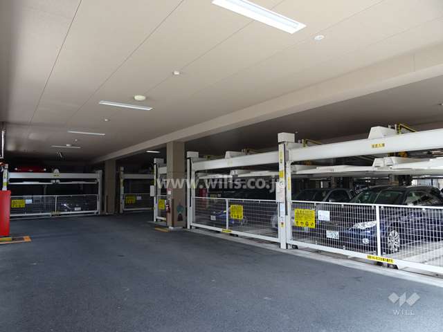 敷地内駐車場（屋内機械式）