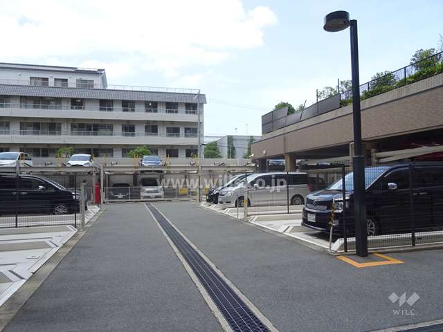 敷地内駐車場（屋外機械式）