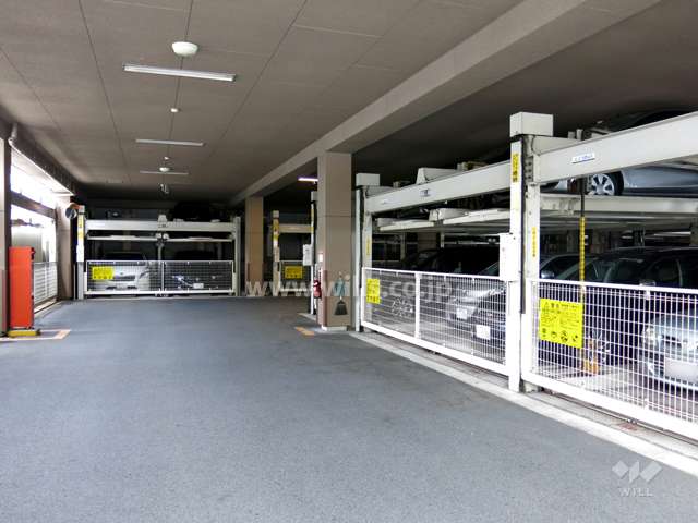 敷地内駐車場（屋内機械式）