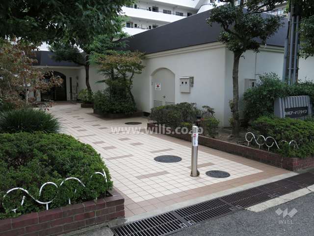 エントランスアプローチ