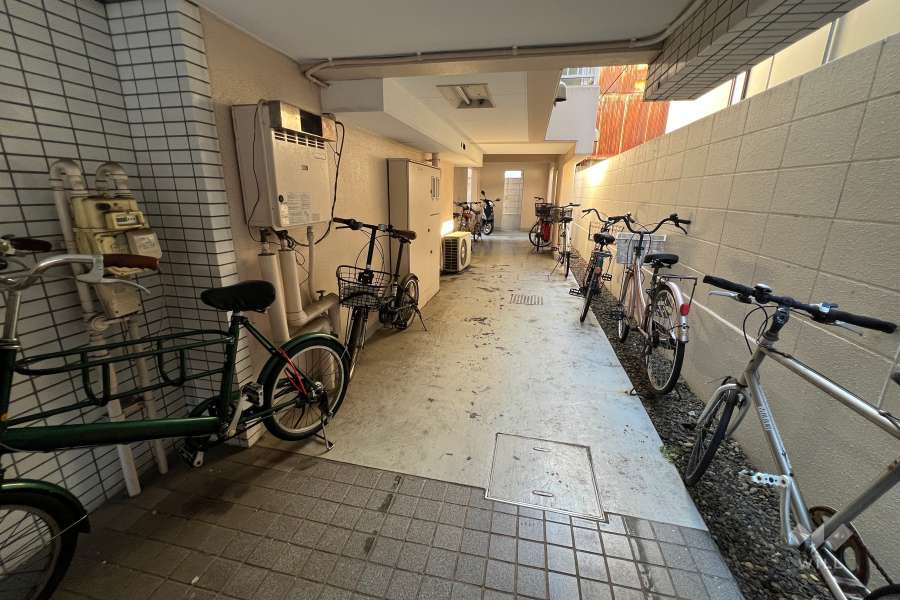 駐輪場・バイク置場