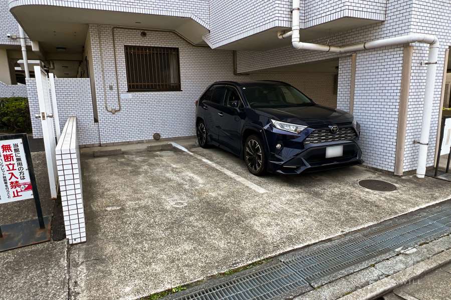 敷地内駐車場（屋外平面式）