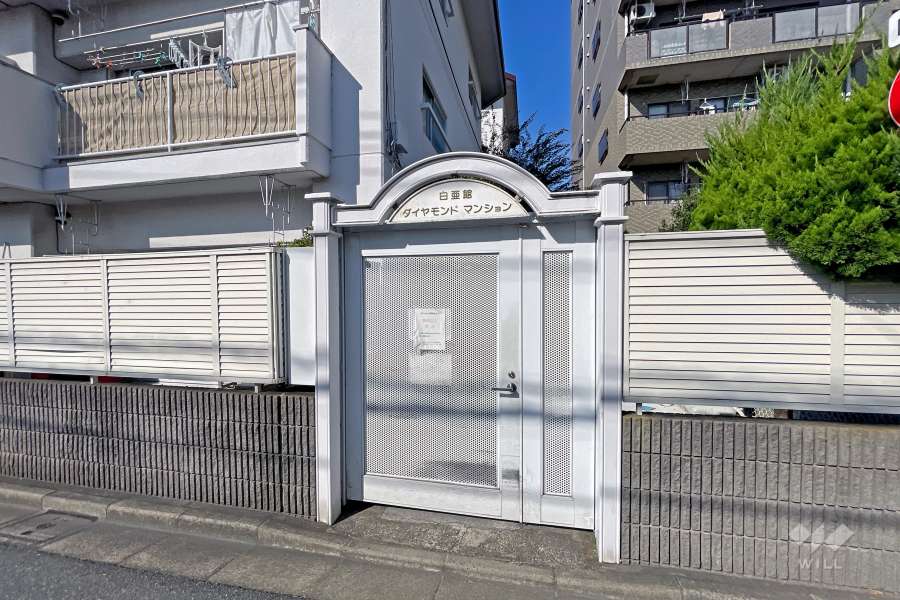 駐輪場の出入口