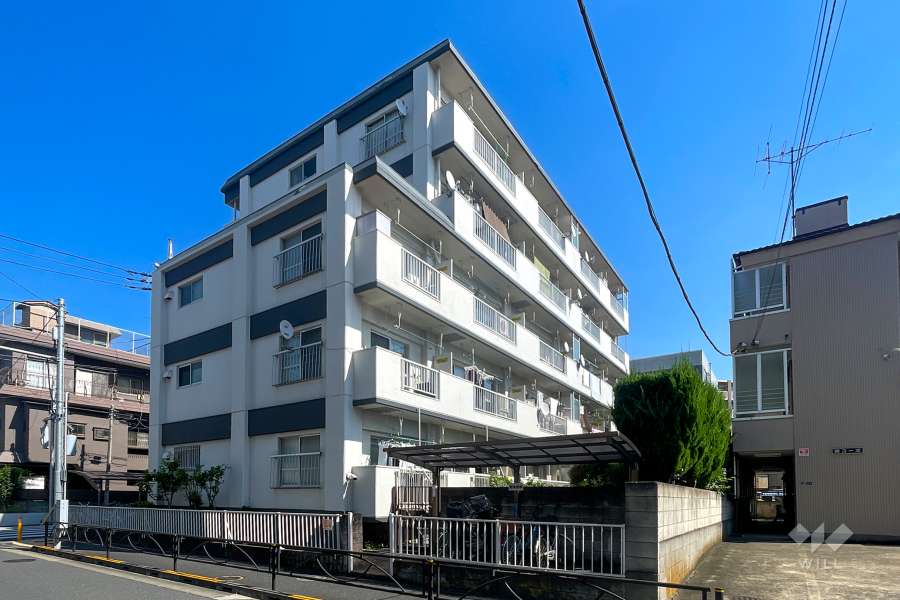 グリーンハイツ白鳥の外観（東南側から）