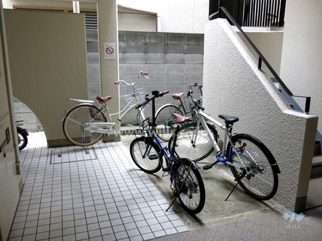 駐輪場
