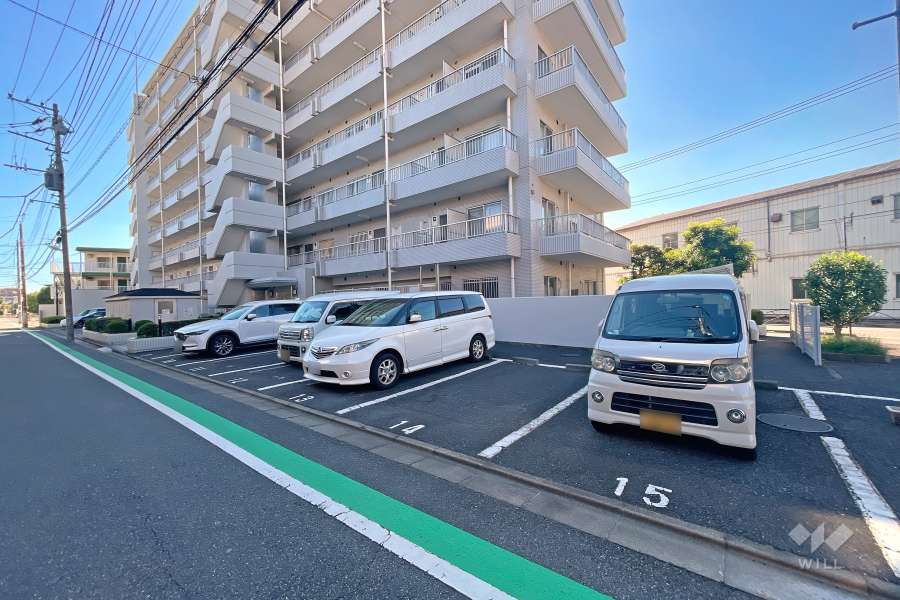 敷地内駐車場（屋外平面式）
