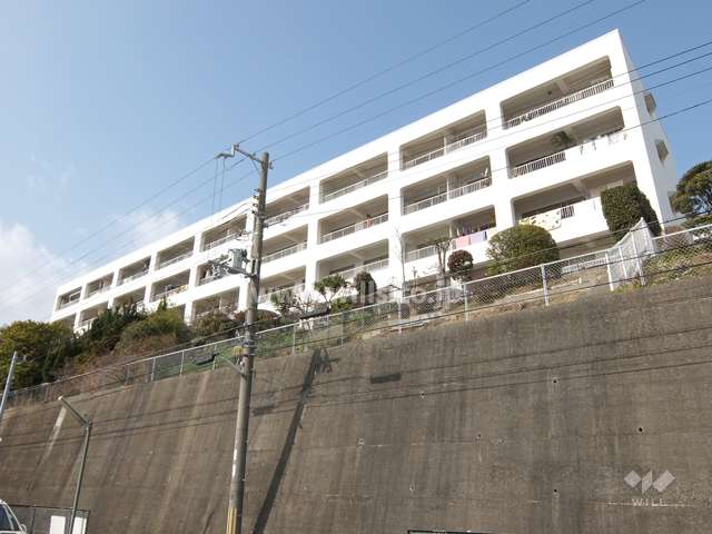 メゾン御影F棟の外観（南東側から）