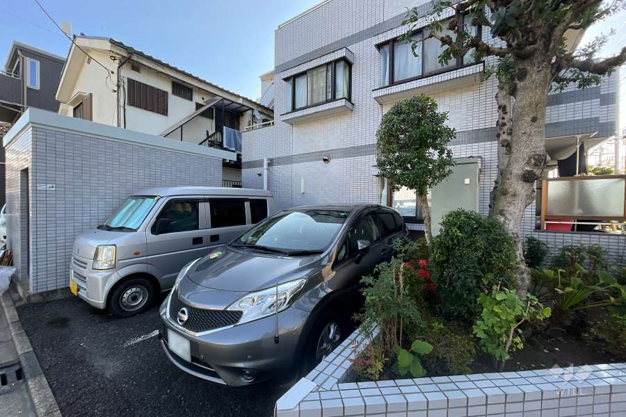 敷地内駐車場（屋外平面式）