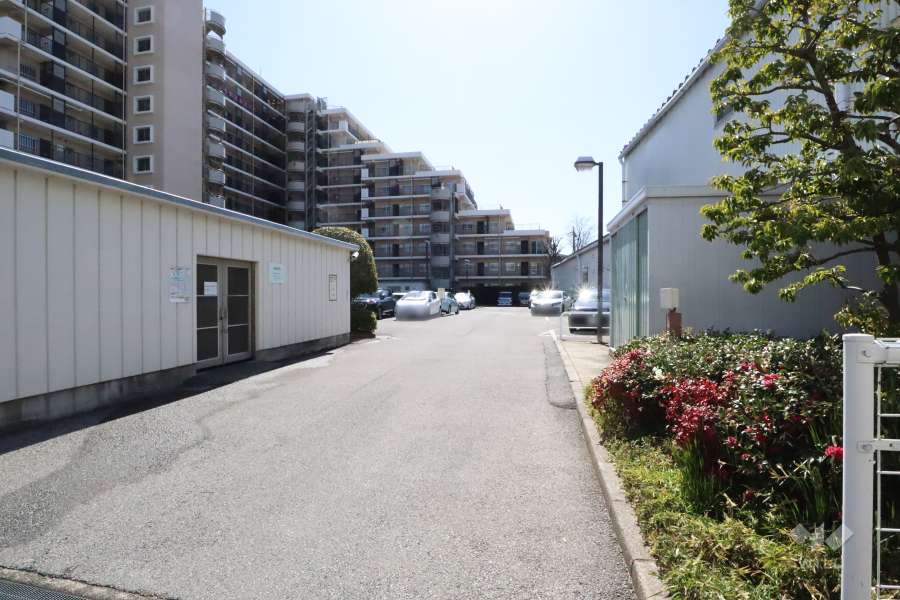 駐車場の出入り口