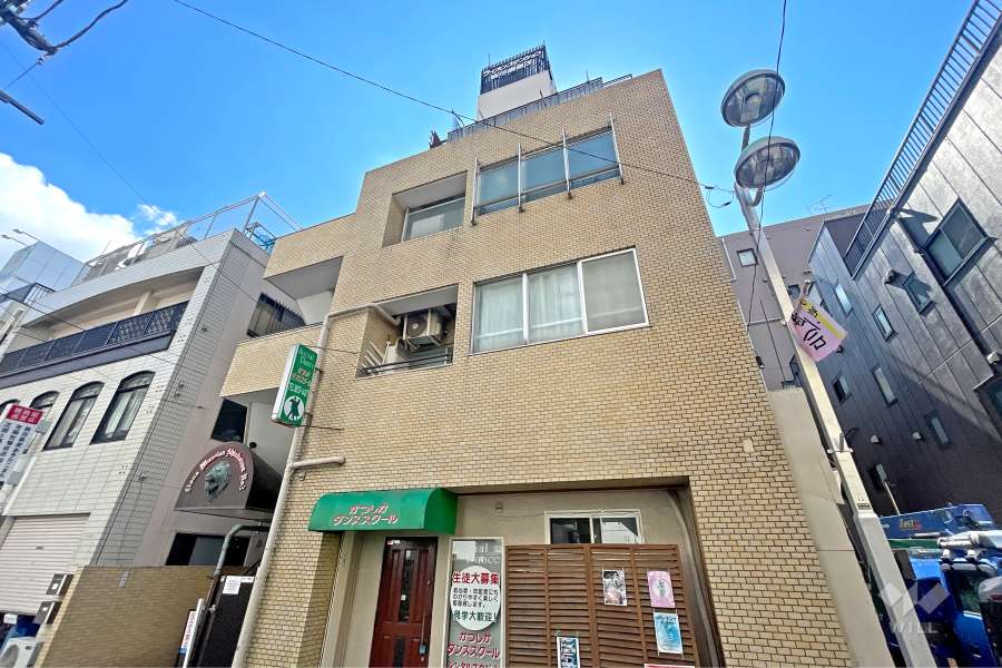ライオンズマンション新小岩第3の外観（北西側から）