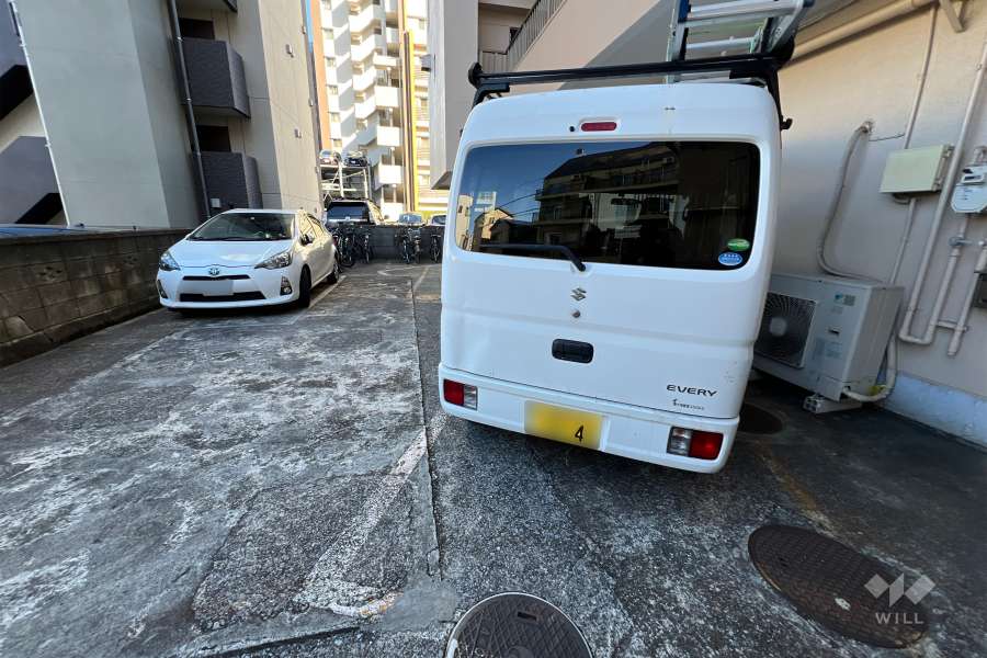 敷地内駐車場（屋外平面式）