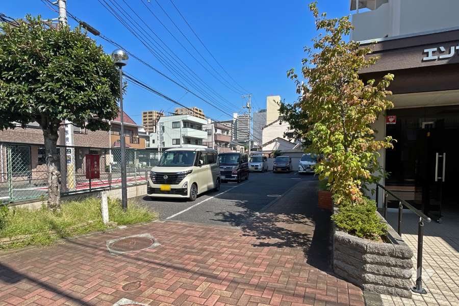 敷地内駐車場（屋外平面式）