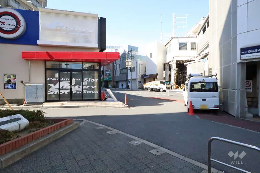 敷地北側の前面道路