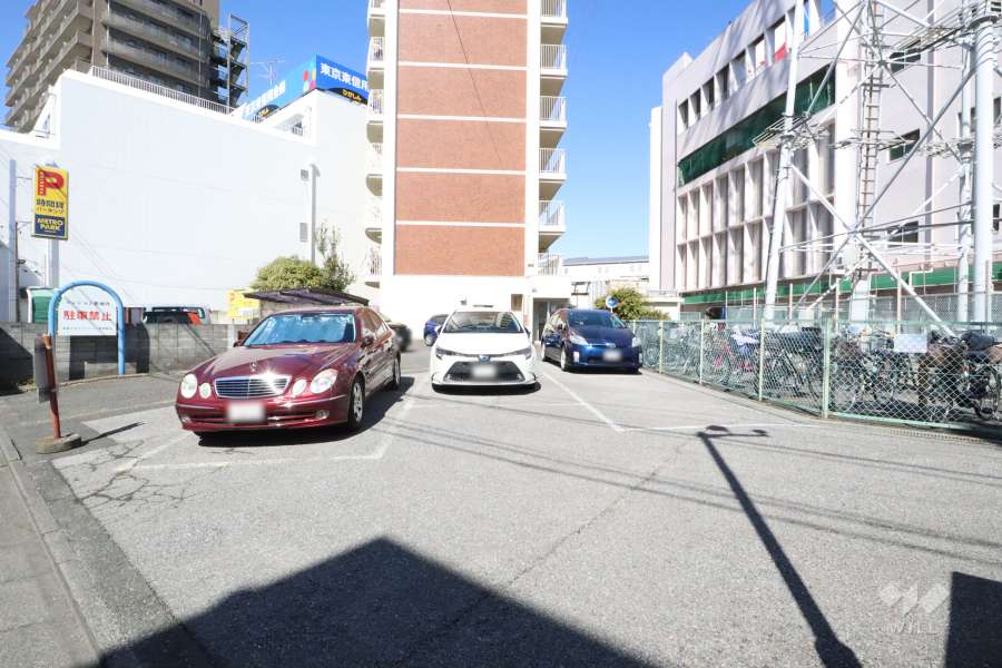 敷地内駐車場（屋外平面式）　