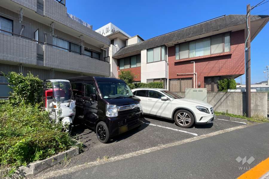 敷地内駐車場（屋外平面式）