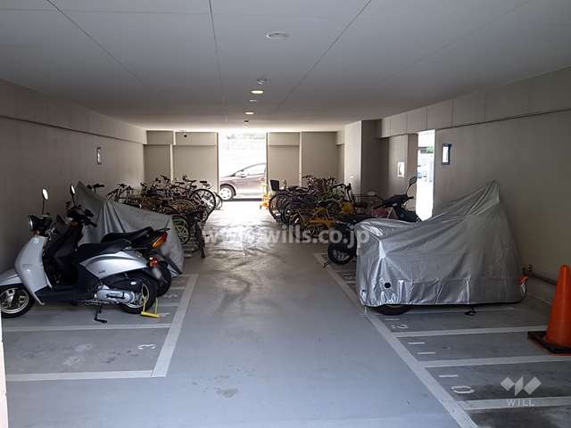 駐輪場、バイク置場
