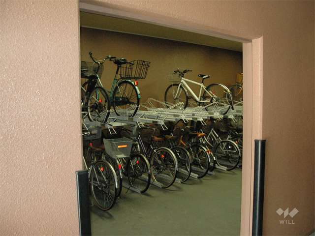 屋内にある駐輪場
