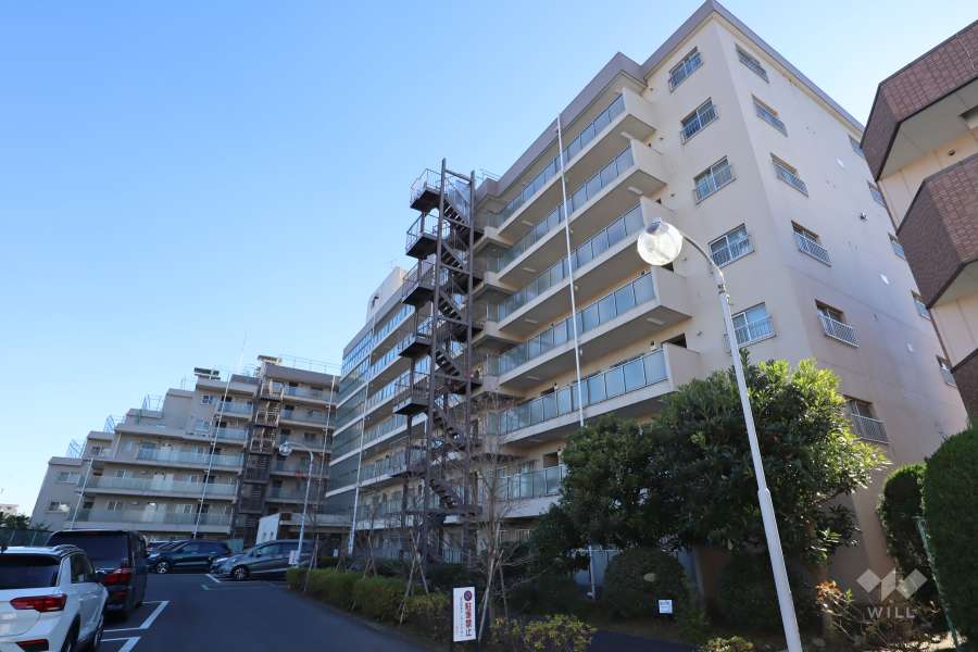 青戸ビューハイツの外観(北西側から)
