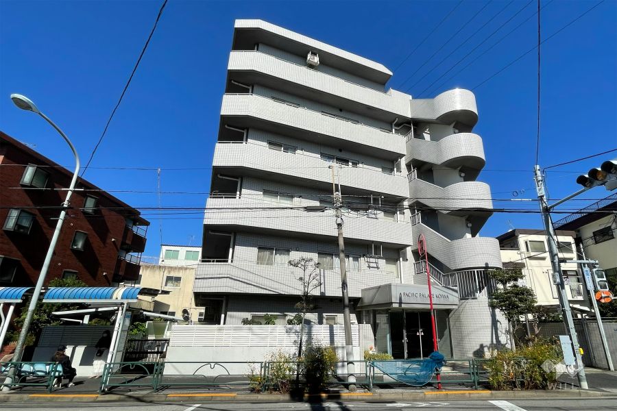パシフィックパレス小岩の外観（南西側から）