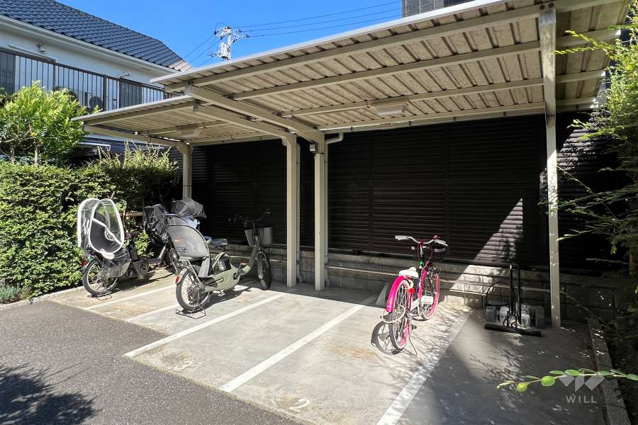 駐輪場・バイク置場（屋根付き）