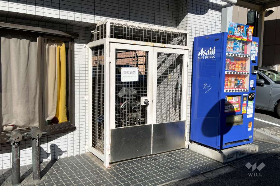 駐輪場の出入口