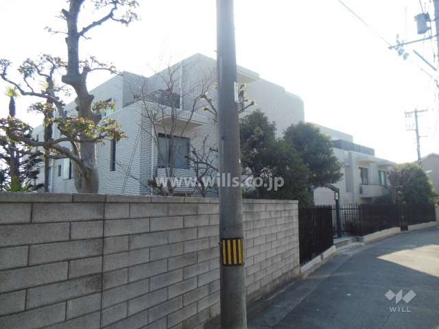エルザ御影平野Ｂ棟の外観（北東側から）