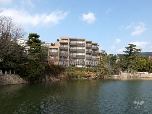 御影山手アーバンライフの外観（南側から）