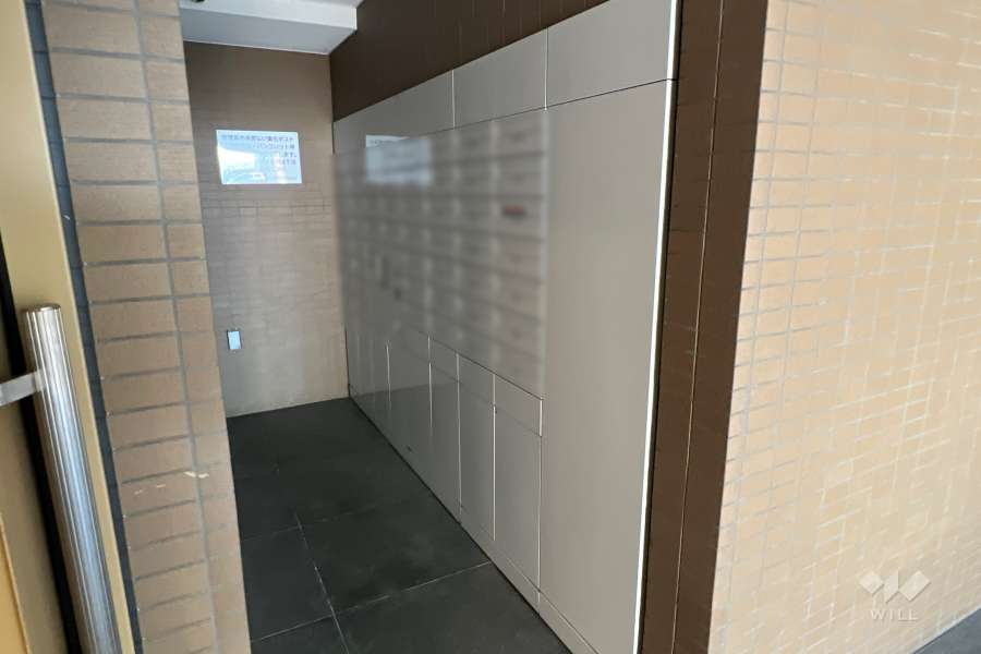 共用ポストと宅配ボックス