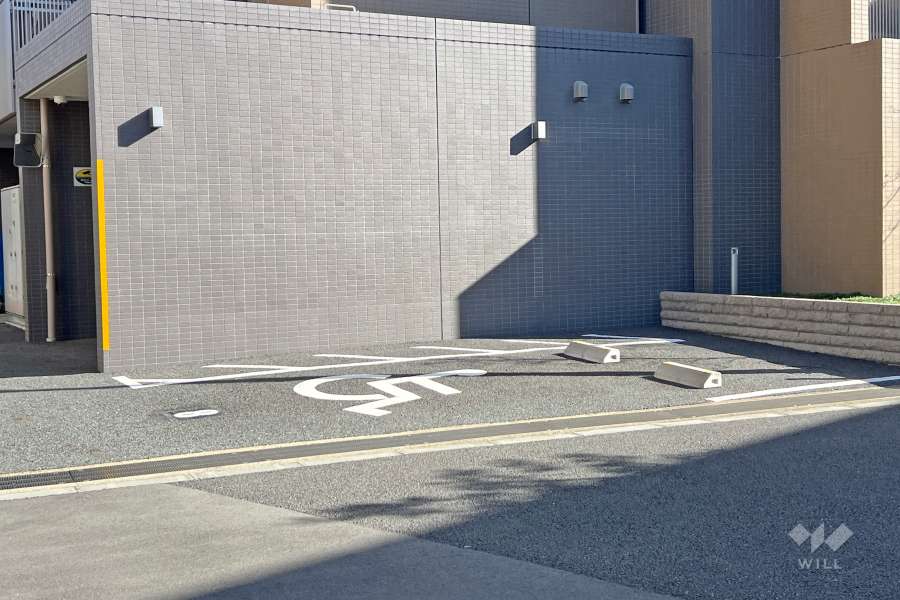 敷地内駐車場（屋外平面式）