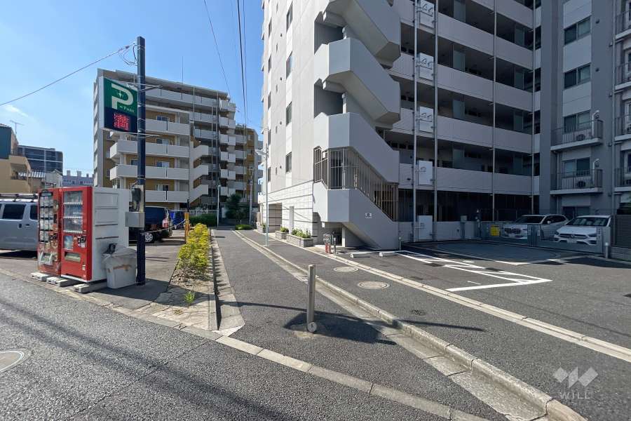 敷地東側の前面道路　
