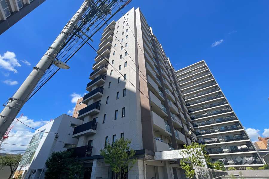 オープンレジデンシア亀有の外観（南東側から）