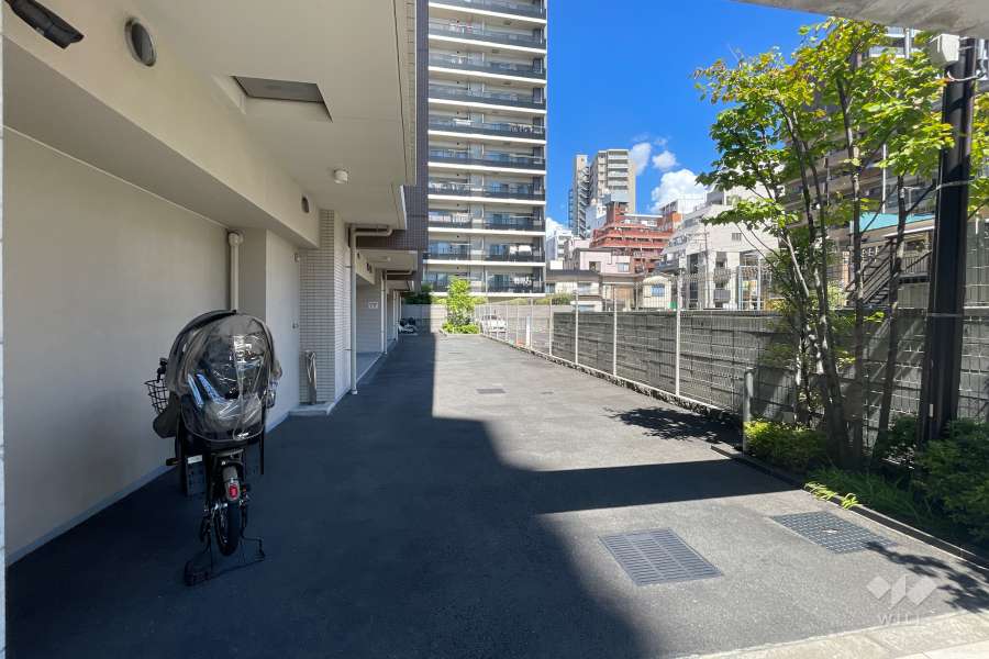 駐車場の出入り口