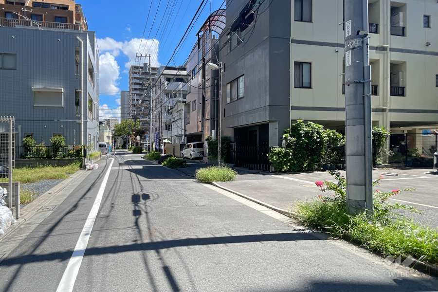 敷地南側の前面道路　