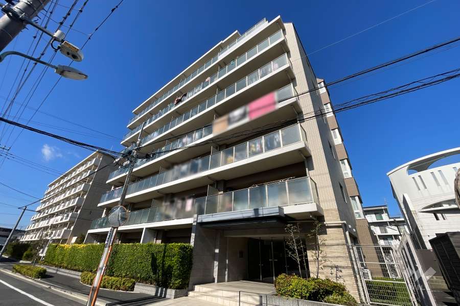 アンビシャス小岩の外観（南東側から）