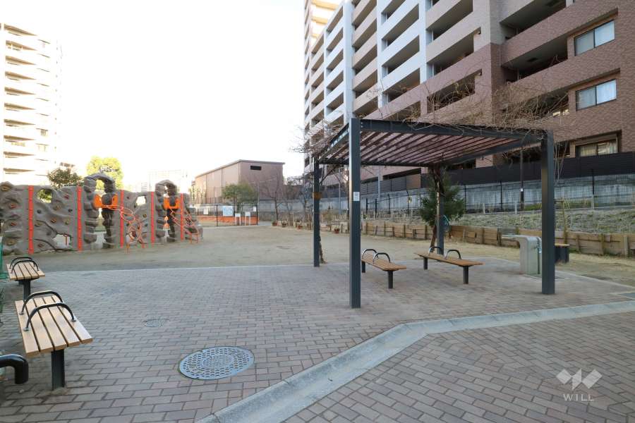 敷地南側に『栄町3丁目ゆめ公園』があります。