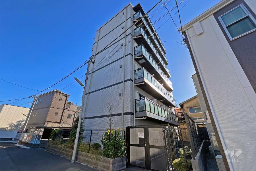 リライア東京イーストレジデンスの外観（北側から）