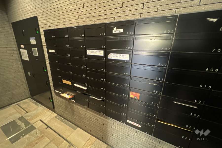 宅配ボックスと共用ポスト