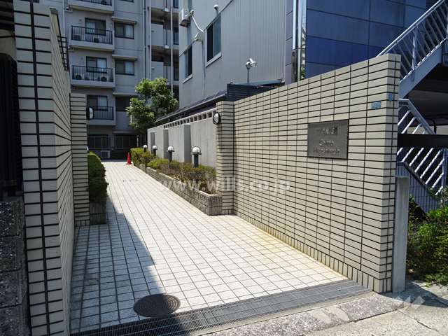 エントランスアプローチ