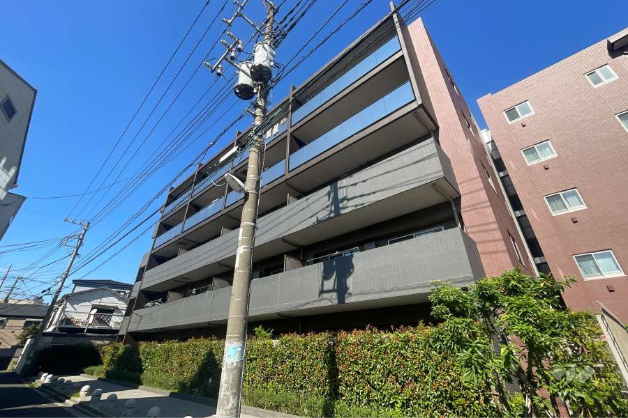 グランウィッシュ四ツ木の外観（南西側から）