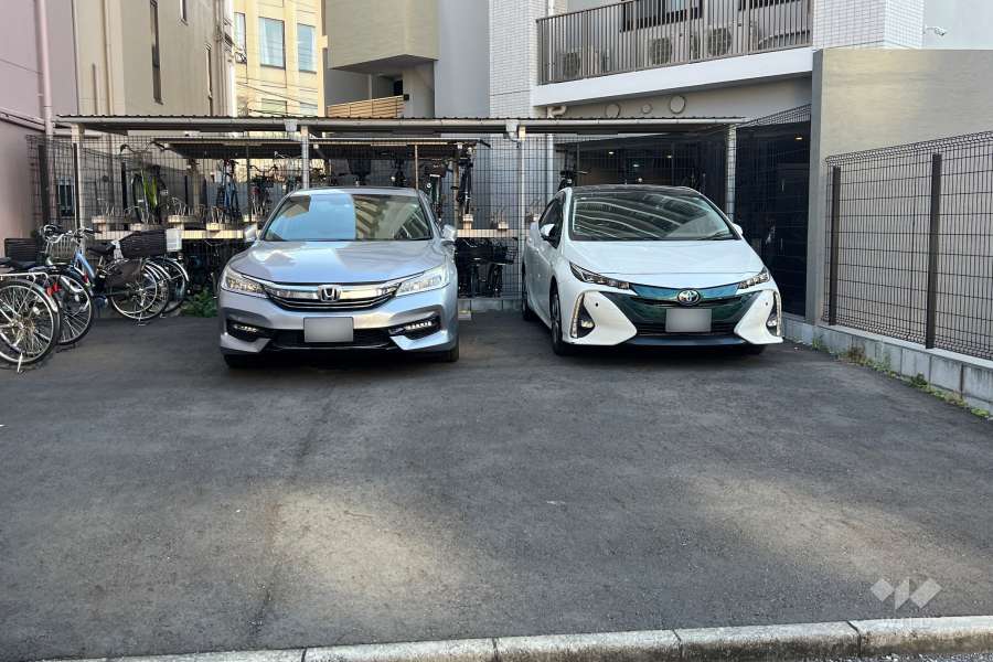 敷地内駐車場（屋外平面式）