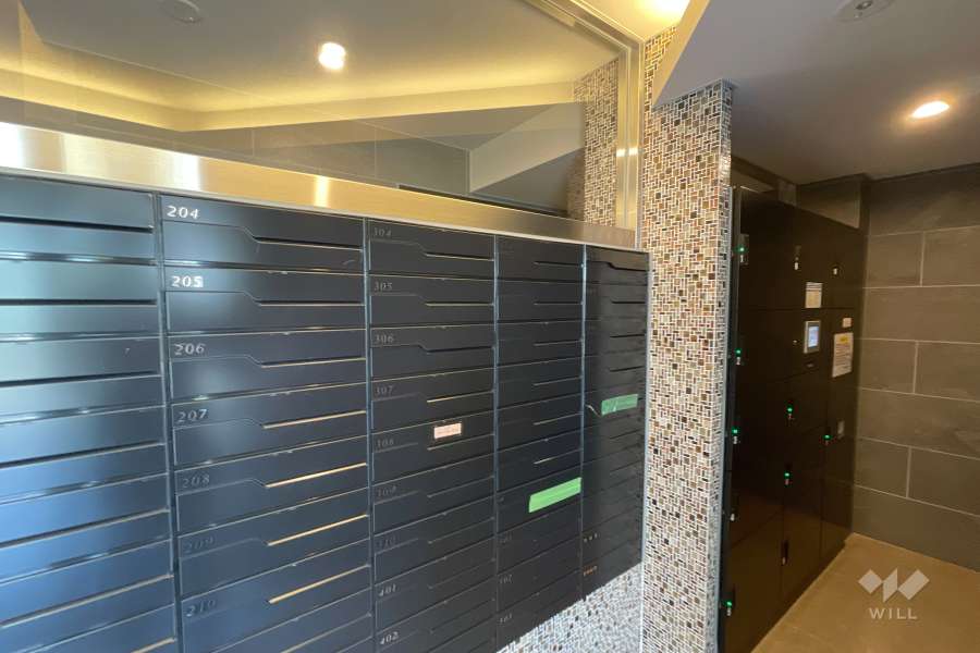 宅配ボックスと共用ポスト