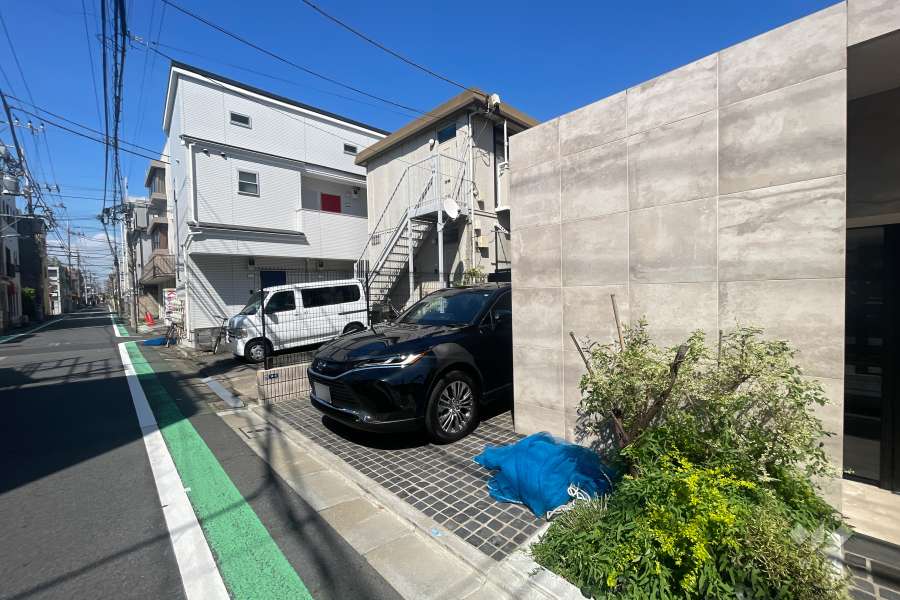 敷地内駐車場（屋外平面式）