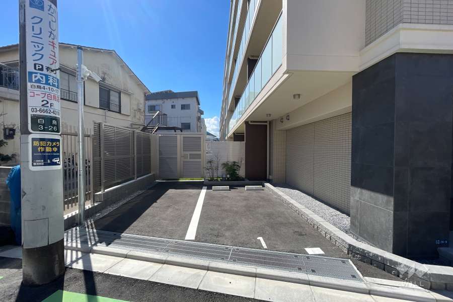 敷地内駐車場（屋外平面式）