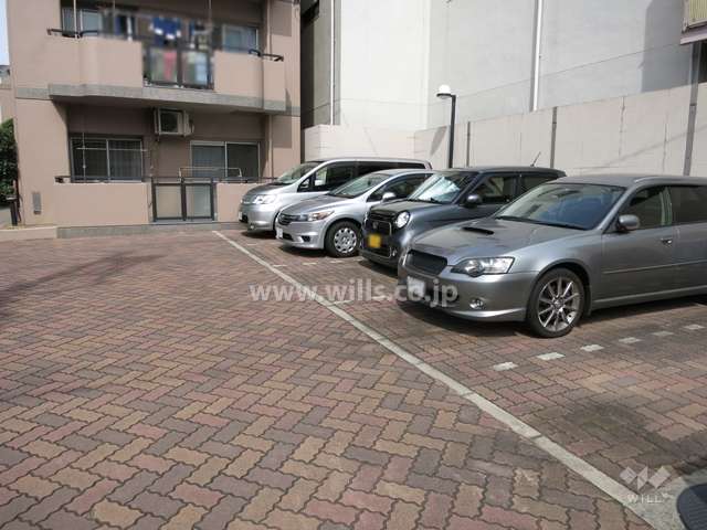 敷地内駐車場（屋外平面式）