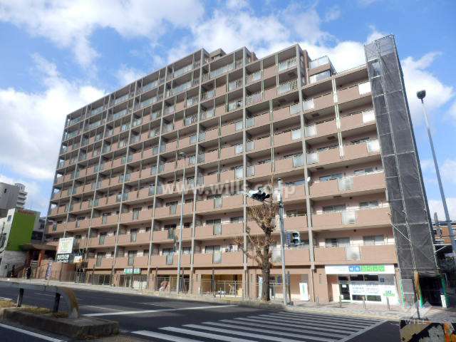 東灘スカイマンションの外観（南東側から）