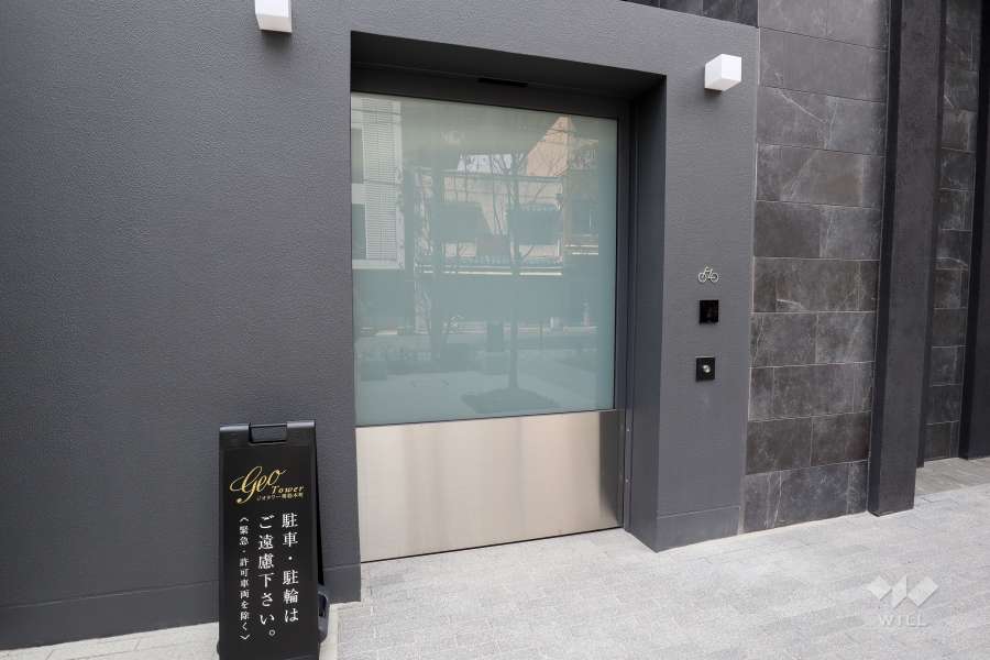 駐輪場の出入口