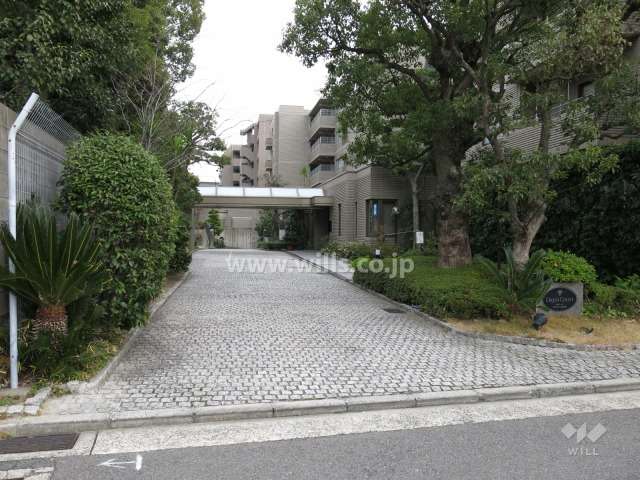 エントランスアプローチ
