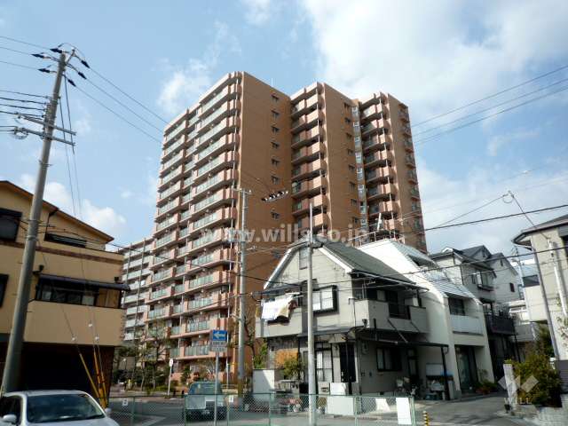 ハイツオークラの外観（南東側から）