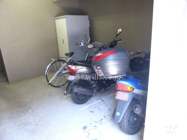 バイク置場